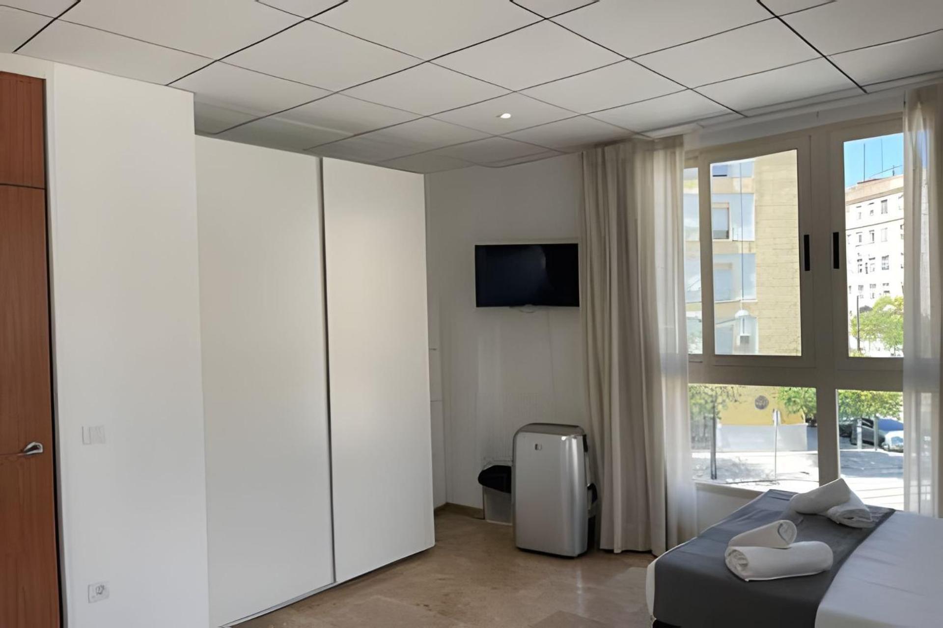 11 Nights Studios Valencia Luaran gambar