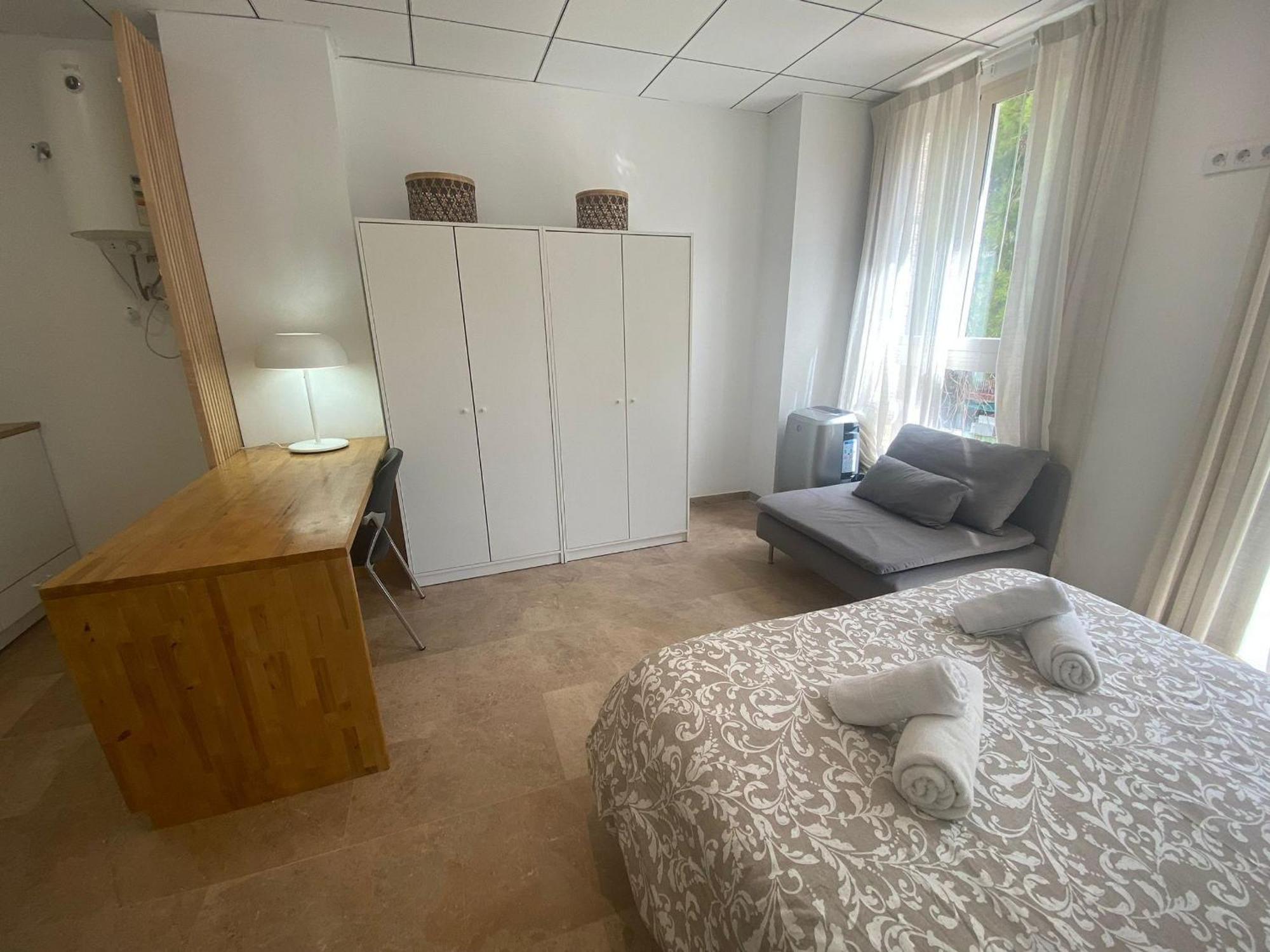 11 Nights Studios Valencia Luaran gambar